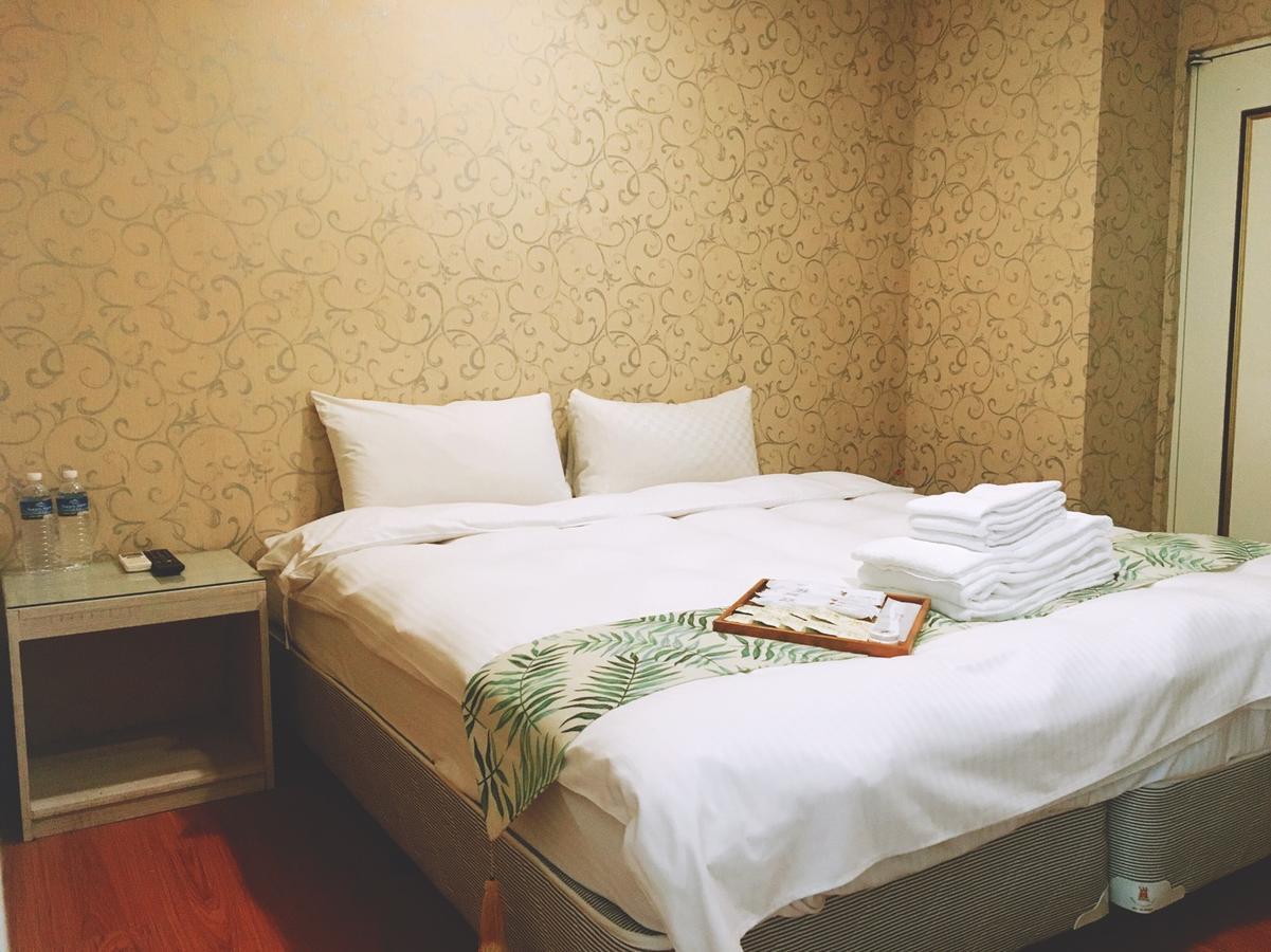 Mini Box Hotel Taipei Exterior photo
